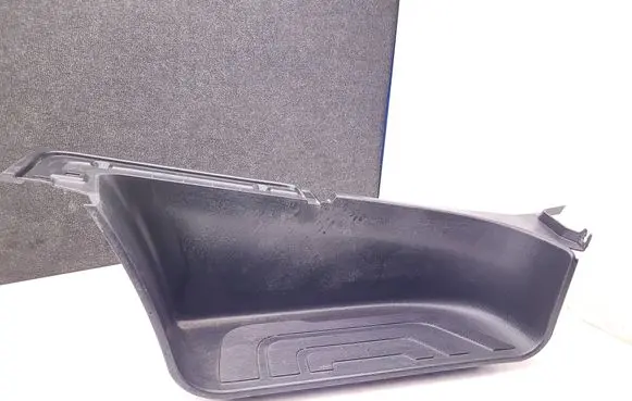 Front sill trim cover