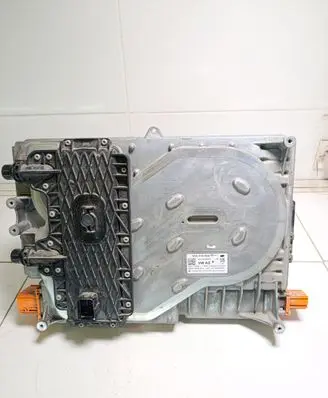 Skoda Enyaq iV Voltage converter inverter 1EA915684BG 1EA915684BF 10522132