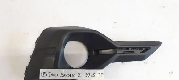 Dacia Sandero Front fog light trim/grill 261A24561R