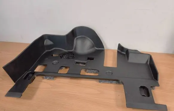 BMW 3 G20 G21 Dashboard lower bottom trim panel 6805568