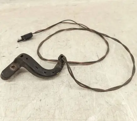 Mercedes-Benz S W126 Brake pads wear sensor 1265450728 A1265450728