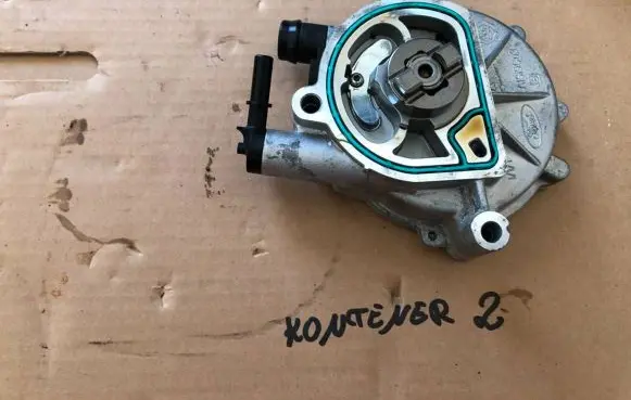 Vacuum pump