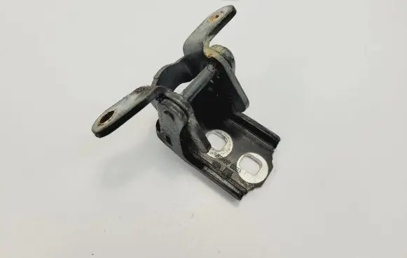 Opel Insignia A Front door lower hinge 