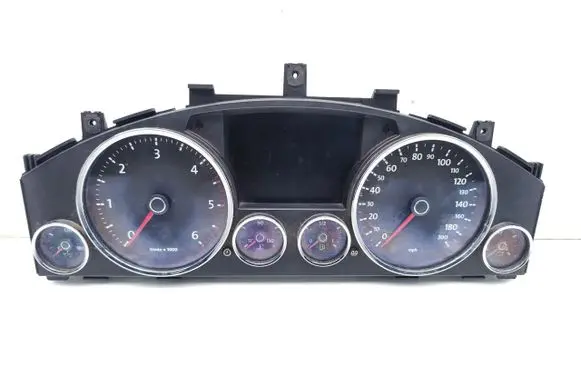 Volkswagen Touareg I Speedometer (instrument cluster) 7L6920985H 0263655738