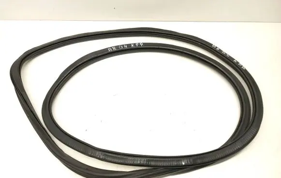 Audi A8 S8 D4 4H Rubber seal front coupe door 