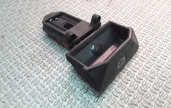 Mercedes-Benz Vito Viano W638 Hand brake release handle 