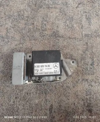Mercedes-Benz CLK A208 C208 Alarm control unit/module A2028207426 510080290