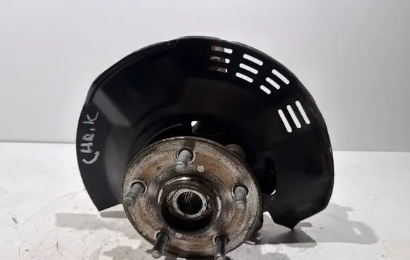 Toyota C-HR I Front wheel hub