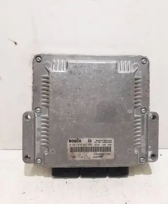 Renault Trafic II (X83) Engine control unit/module 0281010633 HOM82000546987 1039S10920