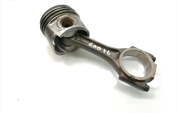 Volkswagen Golf V Piston with connecting rod 038J