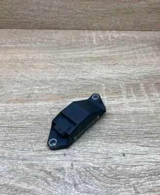 Mercedes-Benz E W211 Airbag deployment crash/impact sensor A0018209326 25571179