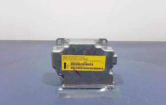 Mitsubishi Lancer VIII Airbag control unit/module 8635A059