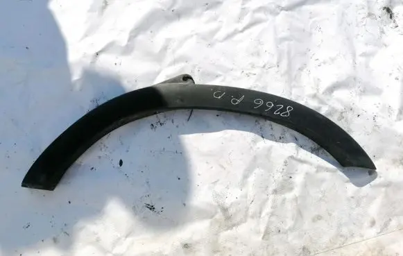Renault Master II Front arch trim 7701692571