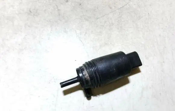 BMW 5 E39 Windscreen/windshield washer pump 67128377612 6712-8377612