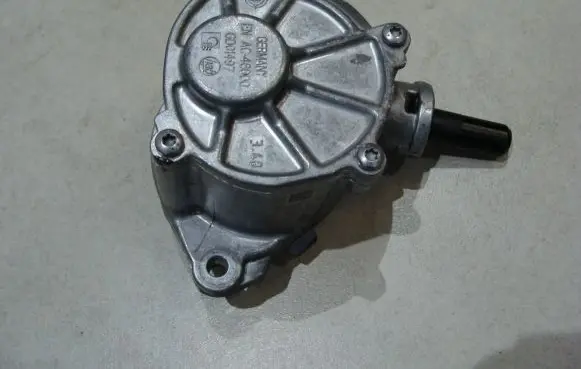 Mercedes-Benz Sprinter W906 Vacuum pump AC46000 GD01497
