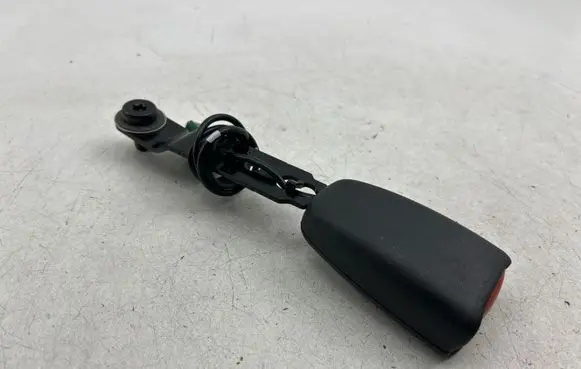 Volvo V60 Front seatbelt buckle