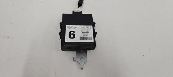 Toyota Avensis T270 Door central lock control unit/module 8974105090 S000003660 922089L00