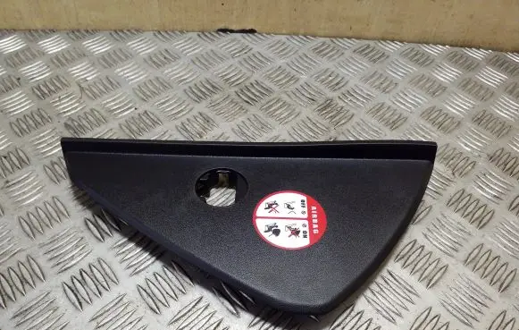 Hyundai ix35 Dashboard side end trim 847662Y900
