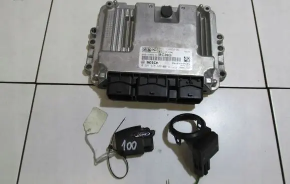 Ford Focus Engine control unit/module 9M5112A650BG