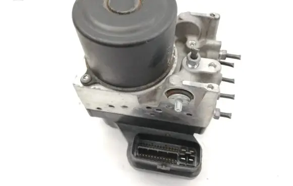 Lexus IS 220D-250-350 ABS Pump 4454053240 8954153110