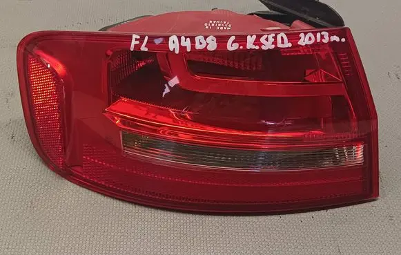 Audi A4 S4 B8 8K Tailgate rear/tail lights 03081810