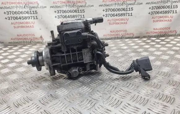 Seat Toledo II (1M) Fuel injection high pressure pump 038130107D