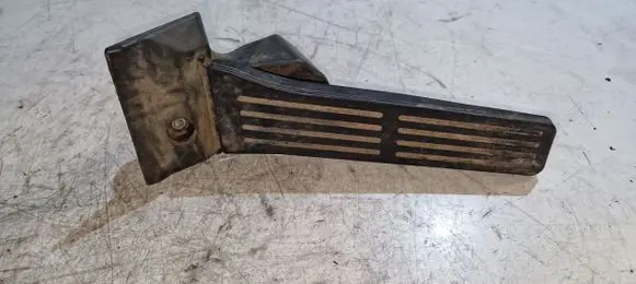 Hyundai Santa Fe Accelerator throttle pedal