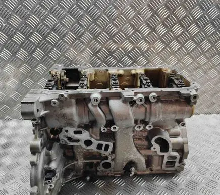 BMW 3 F30 F35 F31 Engine block 8602587