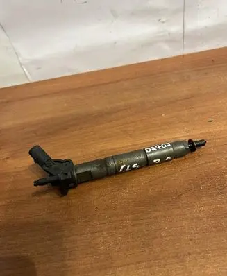 Mercedes-Benz GLS X166 Fuel injector A642070 D2702