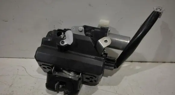 Toyota RAV 4 (XA50) Tailgate/trunk/boot lock/catch/latch 1638000790