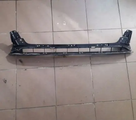 Audi A4 S4 B9 Front bumper lower grill 8W0807683E