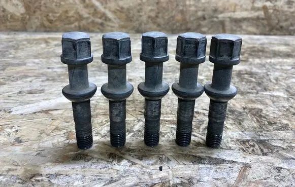 Mercedes-Benz SL R129 Nuts/bolts 