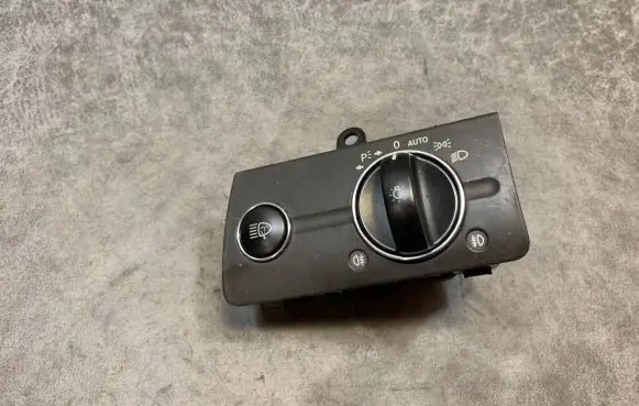 Mercedes-Benz E W211 Light switch A2115450404