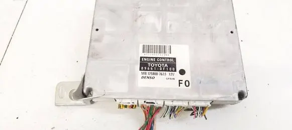 Toyota Corolla Verso AR10 Engine control unit/module 896610F100