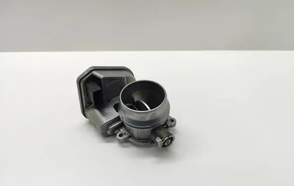 BMW 5 E60 E61 Throttle valve 7804373 780437302