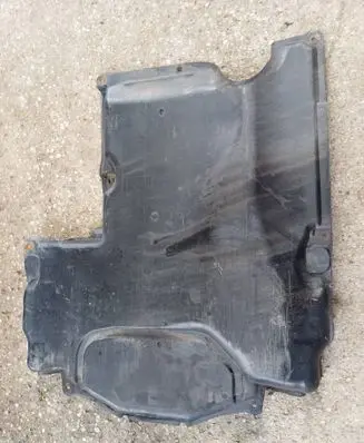 Mercedes-Benz C W203 Engine splash shield/under tray A2035201823