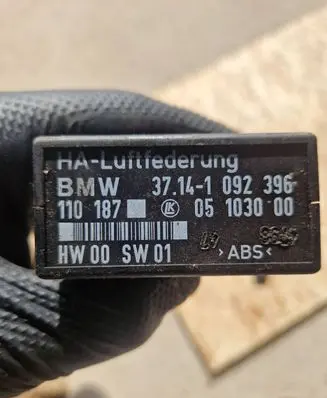 BMW 5 E39 Other control units/modules 37141092396 110187
