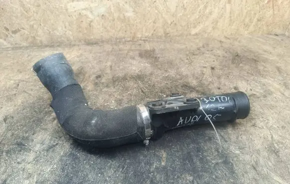 Audi A5 8T 8F Air intake hose/pipe 8K0145673
