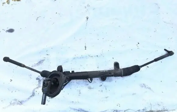 Toyota Avensis T250 Steering rack rhd