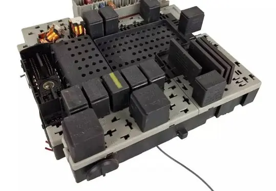 Volvo S60 Fuse box set 8645729