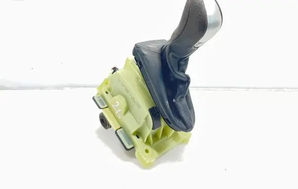 Mercedes-Benz E W211 Gear shifter/selector A2112673124