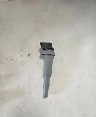 BMW 7 F01 F02 F03 F04 High voltage ignition coil 0221504800