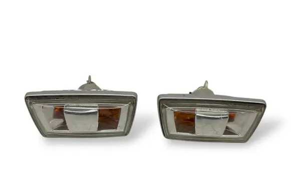 Opel Astra J Front fender indicator light
