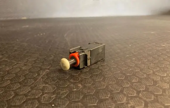 Opel Vectra C Clutch pedal sensor 09178792