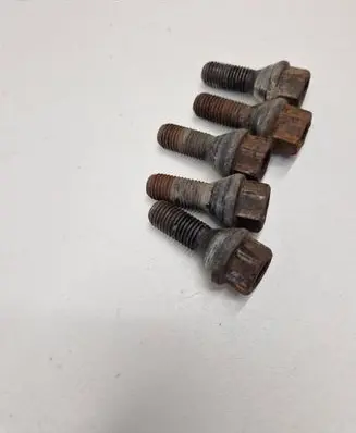 BMW 5 E60 E61 Nuts/bolts 