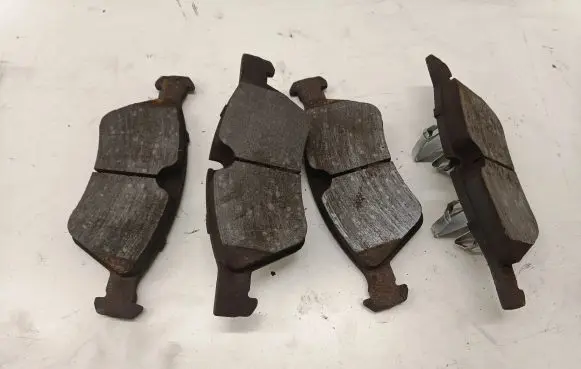 Mercedes-Benz R W251 Brake pads (front) 90R02A0862 BP1642 G0515
