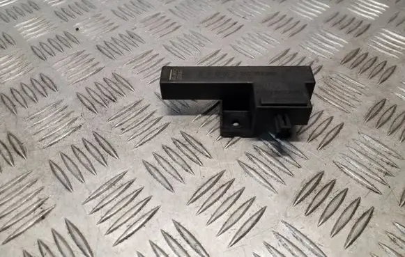 Audi A5 Sportback 8TA Keyless system antenna 8K0907247