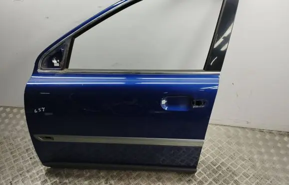 Volvo XC90 Front door