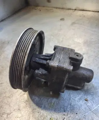 Audi A6 S6 C4 4A Power steering pump 7681955265 048145155F 8047551