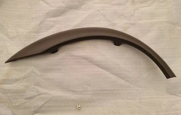 Volvo XC70 Front arch trim 8619923 9190880